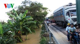 แก้ไขความเสียหายจากฝนตกหนักและน้ำท่วมในจ.ภาคกลางและเขตที่ราบสูงไตยเงียน